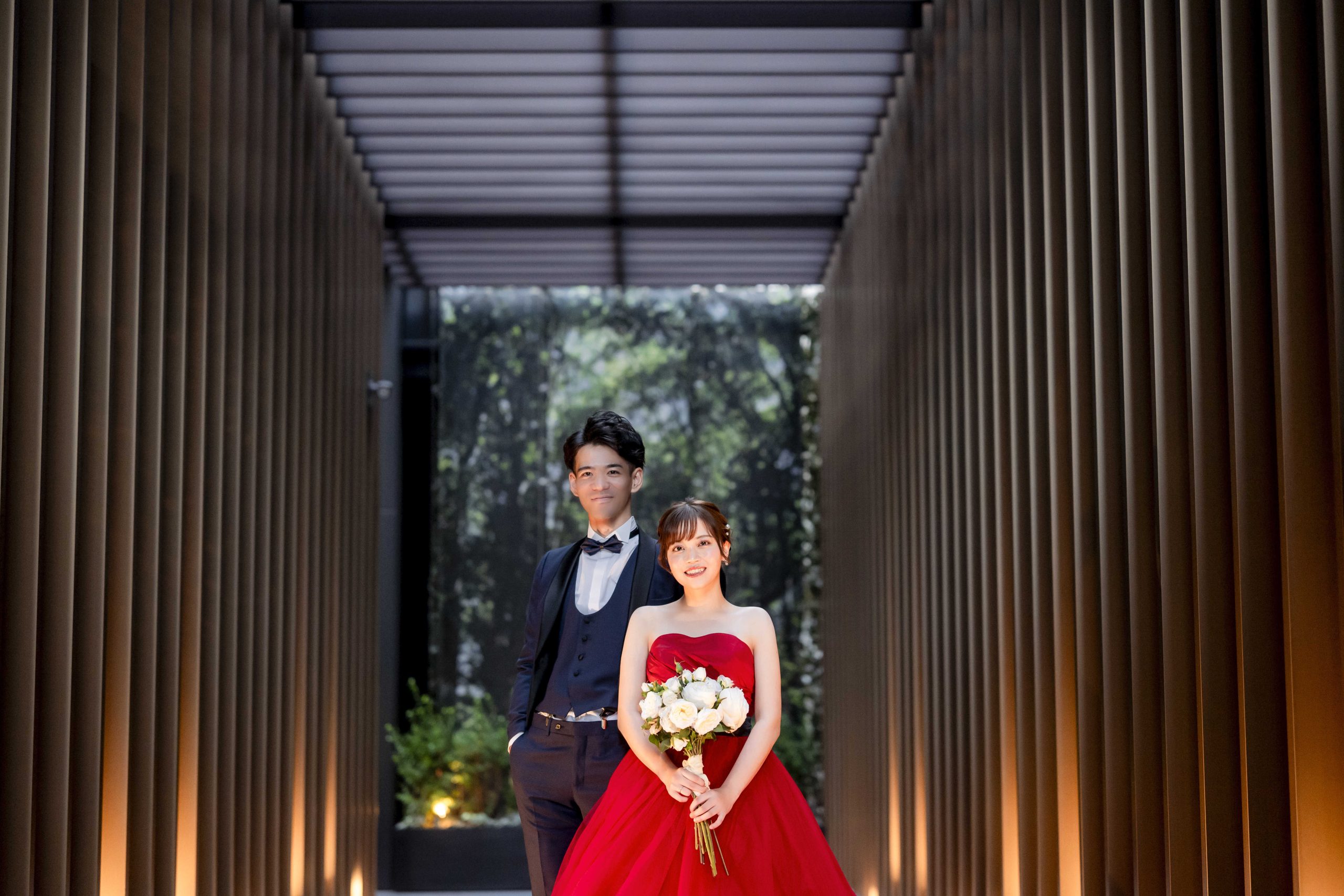 御堂筋の街並みとともに。遠方から叶えた素敵なウェディングフォト✧